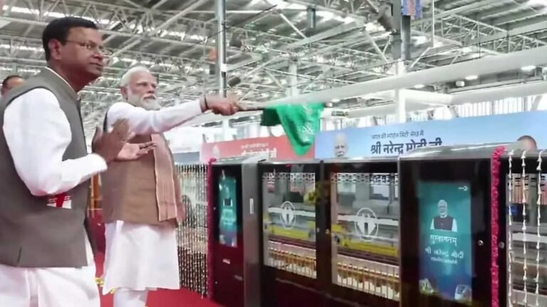 पीएम मोदी द्वारा नमो भारत रैपिड रेल का उद्घाटन।