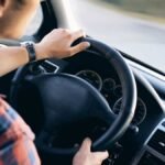 कार की सीट पर रखी पानी की बोतल से आग लगने का खतरा