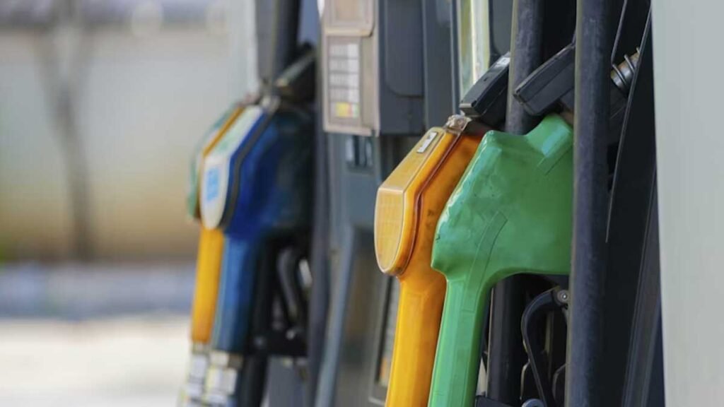 दिल्ली में क्या है ताजा रेट