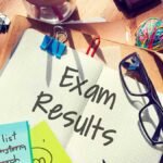 अन्ना यूनिवर्सिटी रिजल्ट 2025 ऑनलाइन चेक करते छात्र