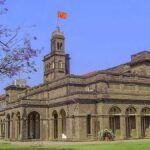 SPPU Result 2026 ऑनलाइन चेक करते छात्र