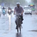 यूपी में काले बादल और बारिश का मौसम