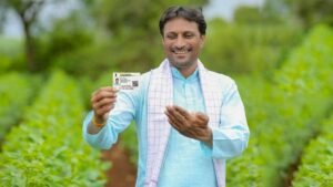 नए डिजाइन वाला QR कोड आधारित आधार कार्ड