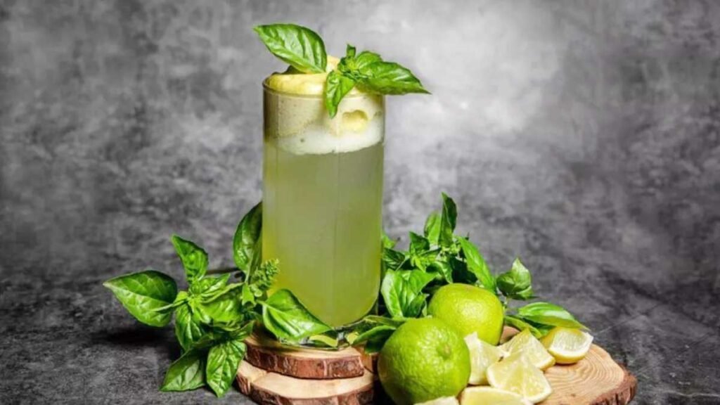 कैसे बनाएं नींबू-पुदीना ड्रिंक?