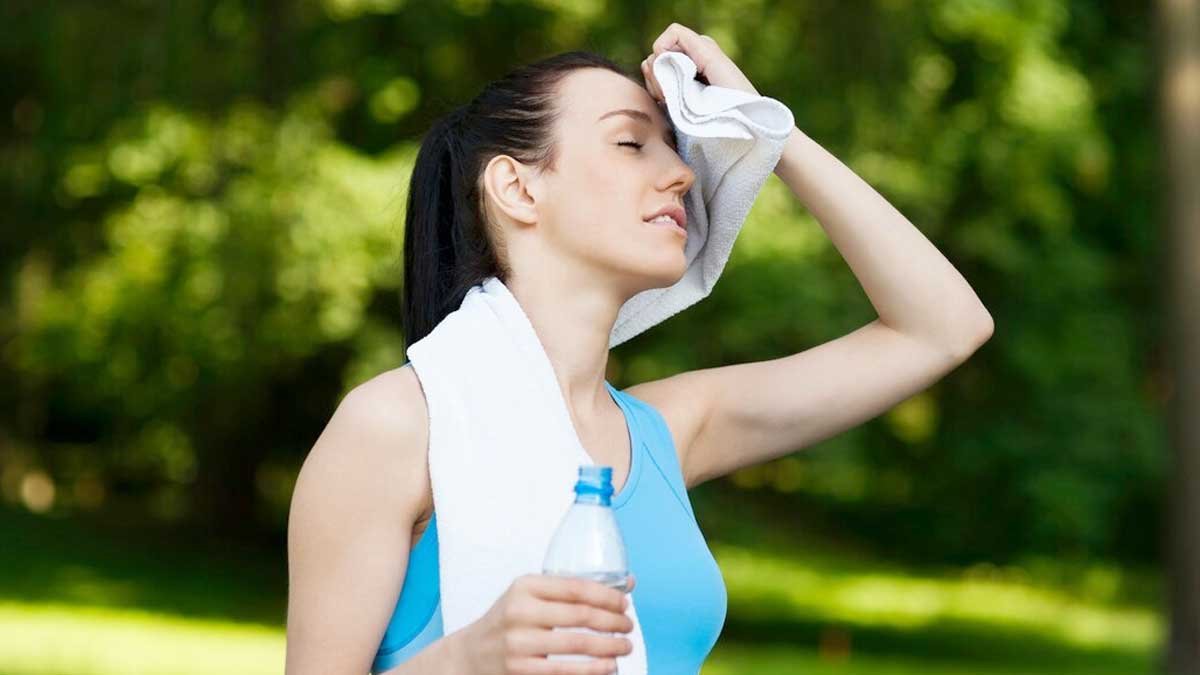 हाइड्रेशन के लिए फायदेमंद फूड्स
