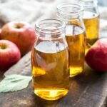 गुनगुने पानी के साथ Apple Cider Vinegar का सेवन