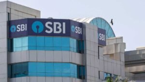 SBI बैंक मैनेजर बनने की तैयारी करते छात्र